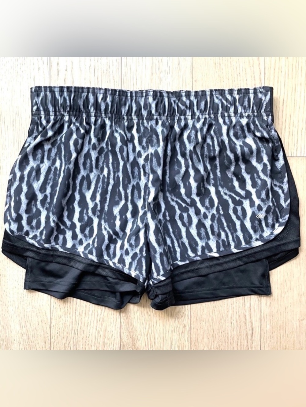 Black Leopard 2-in1 Run Short NWT - Size L
